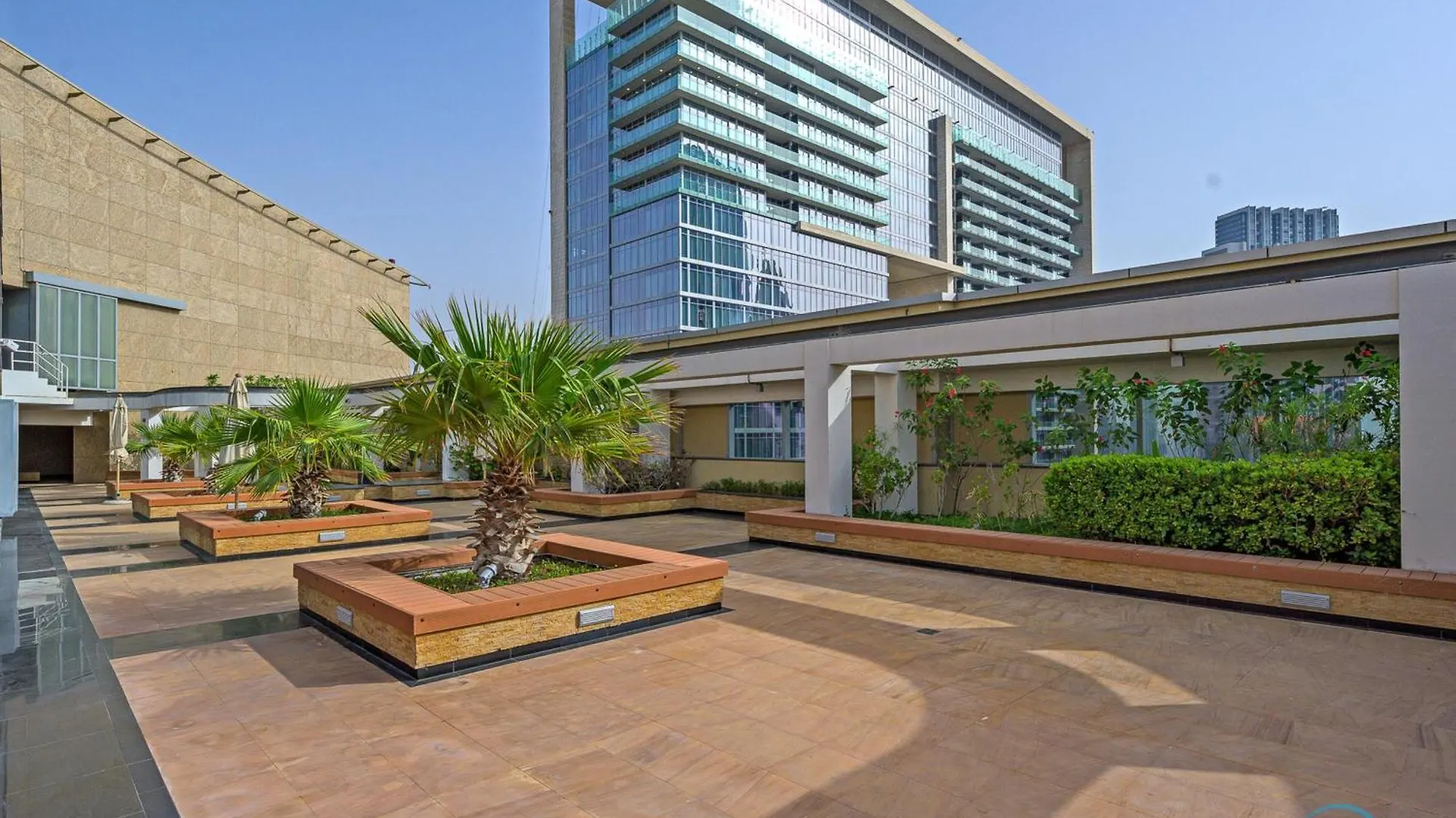 Grand Studio At Sky Gardens Difc By Deluxe Holiday Homes دبي شقة