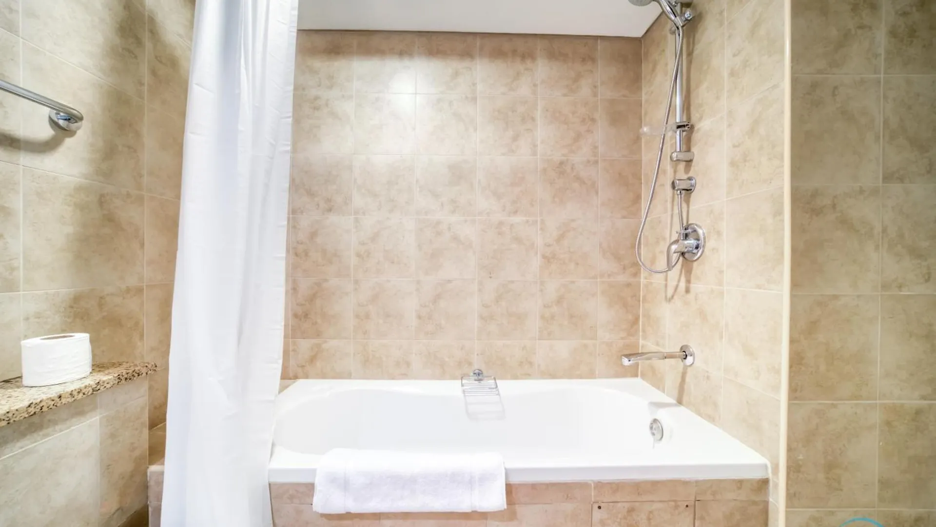 Grand Studio At Sky Gardens Difc By Deluxe Holiday Homes Dubai United Arab Emirates